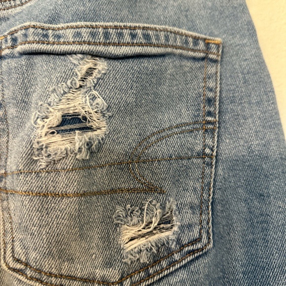 American Eagle Stretch Distressed Jeans Women's Size 6 - Picture 10 of 16